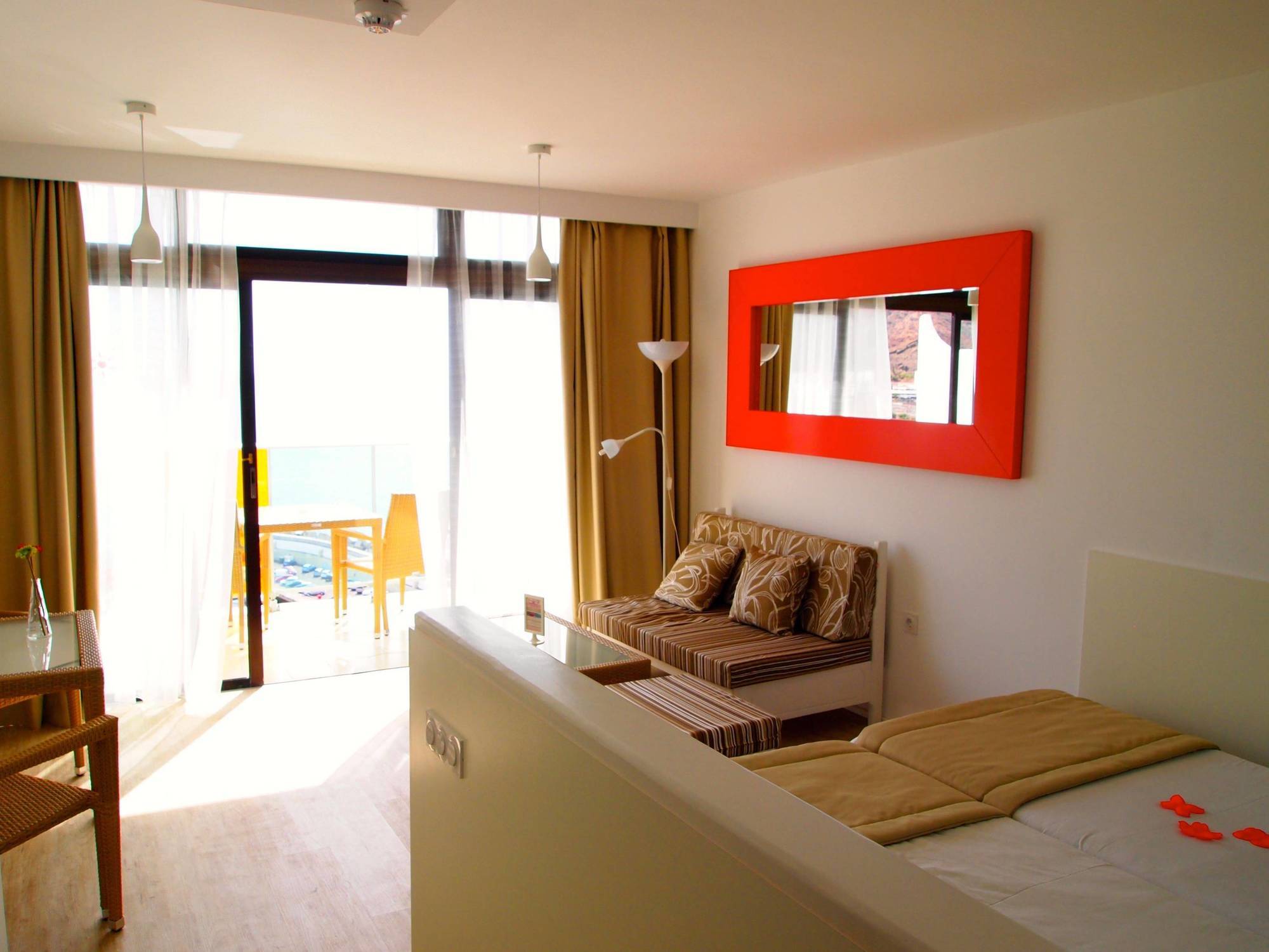 Punta Del Rey Only Adults Apartment Пуерто Рико Екстериор снимка